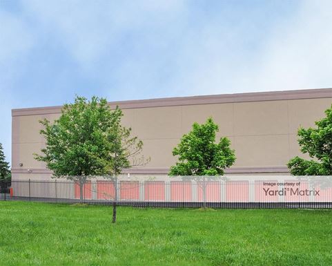 Source URL: https://cdnsc.rentcafe.com/dmslivecafe/3/1072073/1072073-1-3.jpg?width=-1&height=385&quality=80