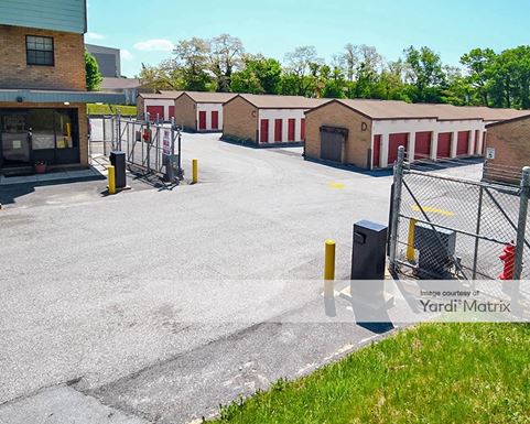 Source URL: https://cdnsc.rentcafe.com/dmslivecafe/3/1072075/1072075-1-4.jpg?width=-1&height=385&quality=80