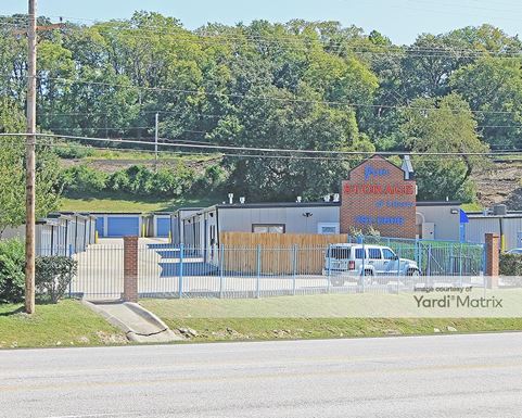 Source URL: https://cdnsc.rentcafe.com/dmslivecafe/3/1072110/1072110-1-1.jpg?width=-1&height=385&quality=80