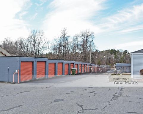 Source URL: https://cdnsc.rentcafe.com/dmslivecafe/3/1072122/1072122-1-2.jpg?width=-1&height=385&quality=80