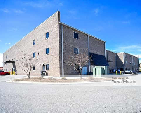 Source URL: https://cdnsc.rentcafe.com/dmslivecafe/3/1072137/1072137-1-4.jpg?width=-1&height=385&quality=80