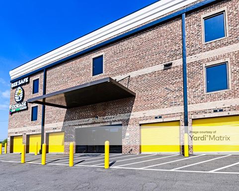 Source URL: https://cdnsc.rentcafe.com/dmslivecafe/3/1072138/1072138-1-2.jpg?width=-1&height=385&quality=80