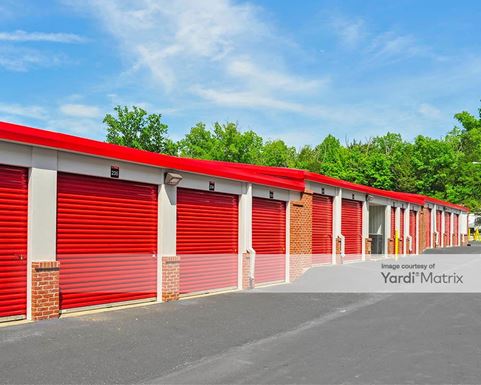 Source URL: https://cdnsc.rentcafe.com/dmslivecafe/3/1072148/1072148-1-2.jpg?width=-1&height=385&quality=80