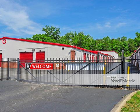 Source URL: https://cdnsc.rentcafe.com/dmslivecafe/3/1072148/1072148-1-5.jpg?width=-1&height=385&quality=80