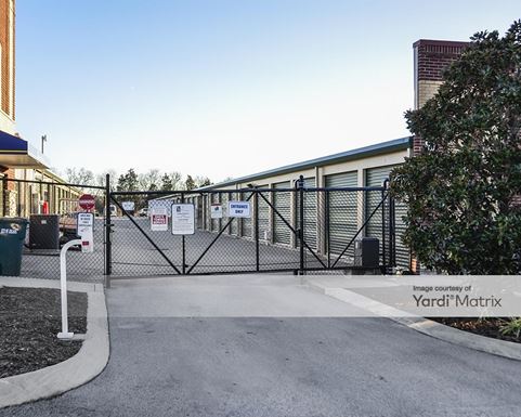 Source URL: https://cdnsc.rentcafe.com/dmslivecafe/3/1072155/1072155-1-6.jpg?width=-1&height=385&quality=80