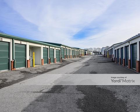 Source URL: https://cdnsc.rentcafe.com/dmslivecafe/3/1072171/1072171-1-4.jpg?width=-1&height=385&quality=80