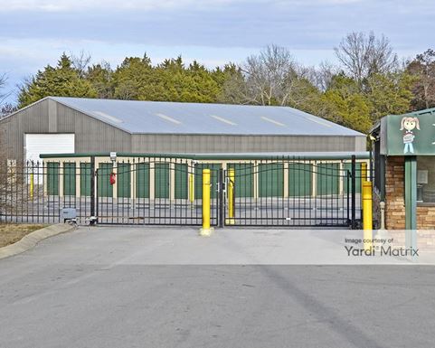 Source URL: https://cdnsc.rentcafe.com/dmslivecafe/3/1072172/1072172-1-4.jpg?width=-1&height=385&quality=80