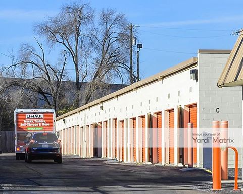 Source URL: https://cdnsc.rentcafe.com/dmslivecafe/3/1072176/1072176-1-4.jpg?width=-1&height=385&quality=80