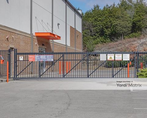 Source URL: https://cdnsc.rentcafe.com/dmslivecafe/3/1072181/1072181-1-5.jpg?width=-1&height=385&quality=80