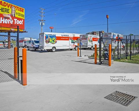 Source URL: https://cdnsc.rentcafe.com/dmslivecafe/3/1072184/1072184-1-4.jpg?width=-1&height=385&quality=80