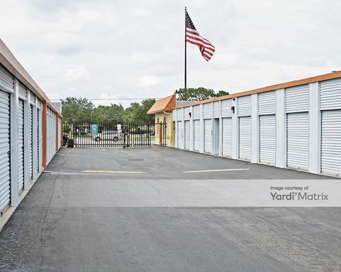 Source URL: https://cdnsc.rentcafe.com/dmslivecafe/3/1072197/1072197-1-5.jpg?width=-1&height=385&quality=80