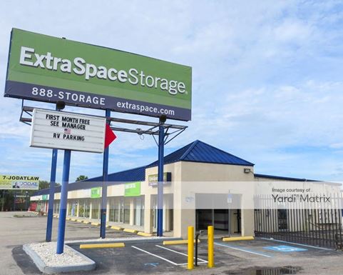 Source URL: https://cdnsc.rentcafe.com/dmslivecafe/3/1072214/1072214-1-5.jpg?width=-1&height=385&quality=80