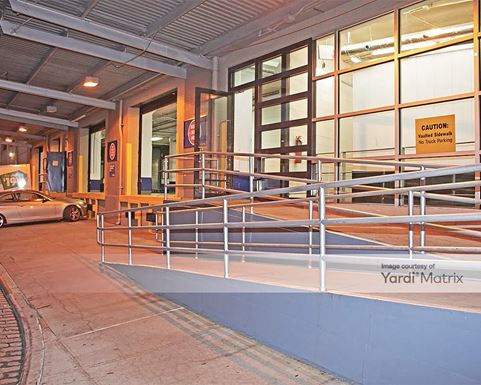 Source URL: https://cdnsc.rentcafe.com/dmslivecafe/3/1072248/1072248-1-2.jpg?width=-1&height=385&quality=80