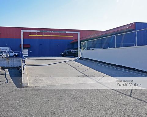 Source URL: https://cdnsc.rentcafe.com/dmslivecafe/3/1072261/1072261-1-4.jpg?width=-1&height=385&quality=80