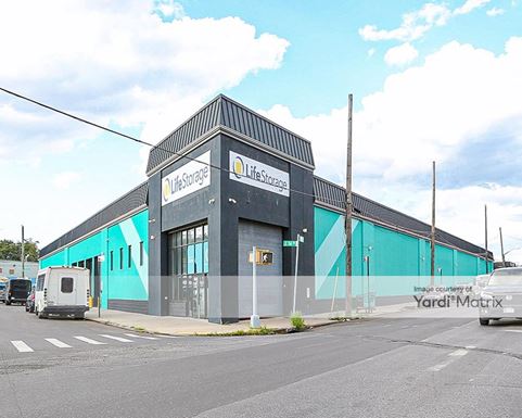 Source URL: https://cdnsc.rentcafe.com/dmslivecafe/3/1072268/1072268-1-3.jpg?width=-1&height=385&quality=80