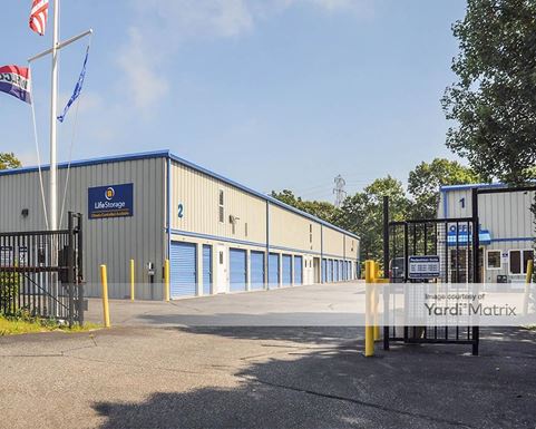 Source URL: https://cdnsc.rentcafe.com/dmslivecafe/3/1072277/1072277-1-3.jpg?width=-1&height=385&quality=80