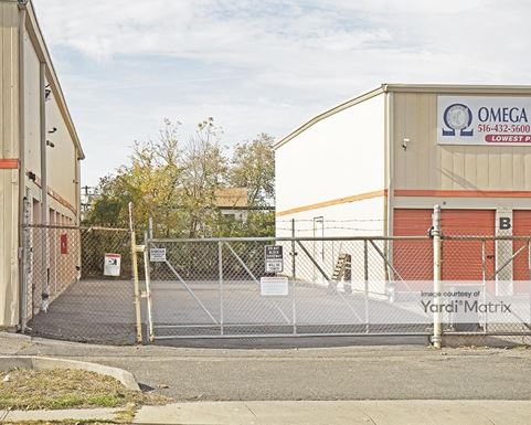 Source URL: https://cdnsc.rentcafe.com/dmslivecafe/3/1072282/1072282-1-4.jpg?width=-1&height=385&quality=80