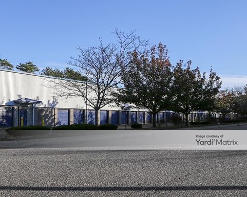 Source URL: https://cdnsc.rentcafe.com/dmslivecafe/3/1072286/1072286-1-4.jpg?width=-1&height=385&quality=80