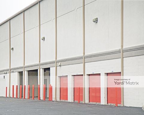 Source URL: https://cdnsc.rentcafe.com/dmslivecafe/3/1072289/1072289-1-4.jpg?width=-1&height=385&quality=80