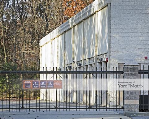 Source URL: https://cdnsc.rentcafe.com/dmslivecafe/3/1072293/1072293-1-3.jpg?width=-1&height=385&quality=80