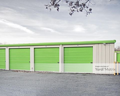 Source URL: https://cdnsc.rentcafe.com/dmslivecafe/3/1072300/1072300-1-3.jpg?width=-1&height=385&quality=80