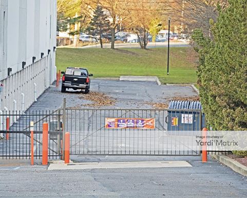 Source URL: https://cdnsc.rentcafe.com/dmslivecafe/3/1072301/1072301-1-4.jpg?width=-1&height=385&quality=80