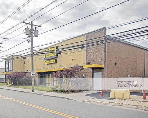 Source URL: https://cdnsc.rentcafe.com/dmslivecafe/3/1072305/1072305-1-2.jpg?width=-1&height=385&quality=80