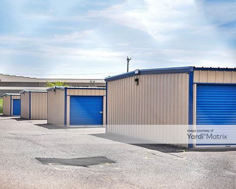 Source URL: https://cdnsc.rentcafe.com/dmslivecafe/3/1072326/1072326-1-4.jpg?width=-1&height=385&quality=80