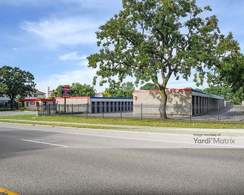 Source URL: https://cdnsc.rentcafe.com/dmslivecafe/3/1072338/1072338-1-3.jpg?width=-1&height=385&quality=80