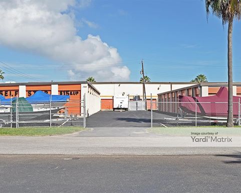 Source URL: https://cdnsc.rentcafe.com/dmslivecafe/3/1072365/1072365-1-3.jpg?width=-1&height=385&quality=80