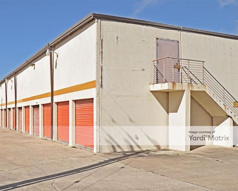 Source URL: https://cdnsc.rentcafe.com/dmslivecafe/3/1072365/1072365-1-5.jpg?width=-1&height=385&quality=80