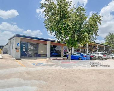 Storage Units for Rent available at 1575 U.S. 281, Brownsville, TX 78520