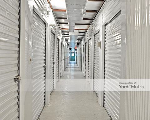 Source URL: https://cdnsc.rentcafe.com/dmslivecafe/3/1072376/1072376-1-4.jpg?width=-1&height=385&quality=80