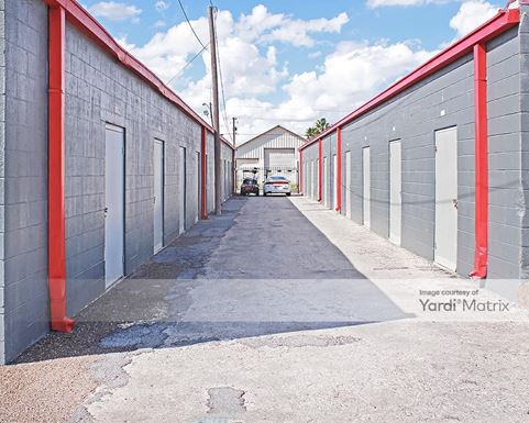 Source URL: https://cdnsc.rentcafe.com/dmslivecafe/3/1072384/1072384-1-4.jpg?width=-1&height=385&quality=80