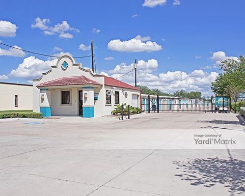 Source URL: https://cdnsc.rentcafe.com/dmslivecafe/3/1072386/1072386-1-2.jpg?width=-1&height=385&quality=80