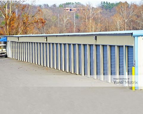 Source URL: https://cdnsc.rentcafe.com/dmslivecafe/3/1072390/1072390-1-5.jpg?width=-1&height=385&quality=80