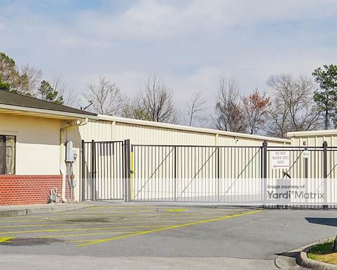 Source URL: https://cdnsc.rentcafe.com/dmslivecafe/3/1072396/1072396-1-5.jpg?width=-1&height=385&quality=80