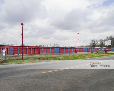 Source URL: https://cdnsc.rentcafe.com/dmslivecafe/3/1072406/1072406-1-4.jpg?width=-1&height=385&quality=80