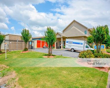 Storage Units for Rent available at 5700 West 10th Street, Little Rock, AR 72204