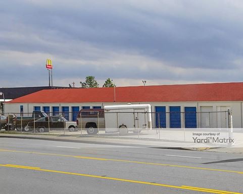 Source URL: https://cdnsc.rentcafe.com/dmslivecafe/3/1072412/1072412-1-2.jpg?width=-1&height=385&quality=80