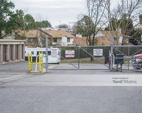 Source URL: https://cdnsc.rentcafe.com/dmslivecafe/3/1072414/1072414-1-2.jpg?width=-1&height=385&quality=80