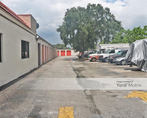 Source URL: https://cdnsc.rentcafe.com/dmslivecafe/3/1072434/1072434-1-3.jpg?width=-1&height=385&quality=80