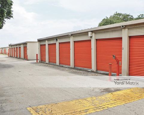 Source URL: https://cdnsc.rentcafe.com/dmslivecafe/3/1072435/1072435-1-4.jpg?width=-1&height=385&quality=80