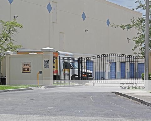 Source URL: https://cdnsc.rentcafe.com/dmslivecafe/3/1072442/1072442-1-2.jpg?width=-1&height=385&quality=80