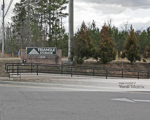 Source URL: https://cdnsc.rentcafe.com/dmslivecafe/3/1072485/1072485-1-5.jpg?width=-1&height=385&quality=80