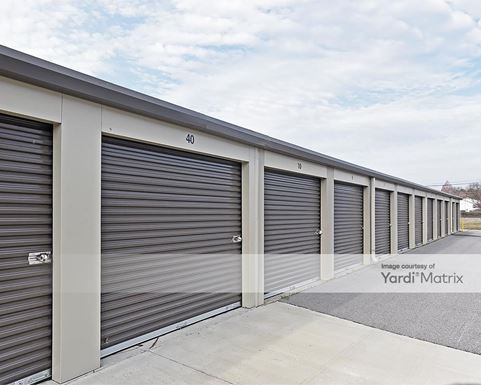 Source URL: https://cdnsc.rentcafe.com/dmslivecafe/3/1072492/1072492-1-4.jpg?width=-1&height=385&quality=80