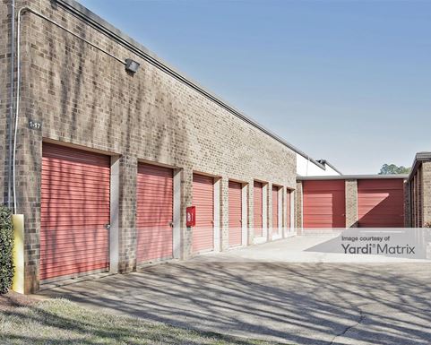 Source URL: https://cdnsc.rentcafe.com/dmslivecafe/3/1072495/1072495-1-5.jpg?width=-1&height=385&quality=80