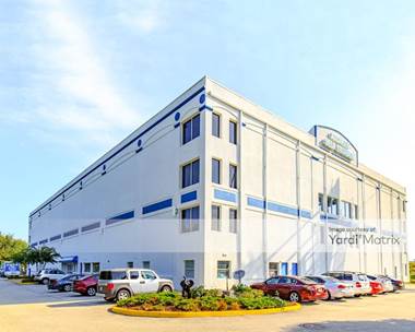 Storage Units for Rent available at 11000 Baymeadows Road, Jacksonville, FL 32256