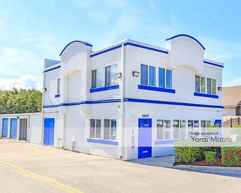 Source URL: https://cdnsc.rentcafe.com/dmslivecafe/3/1072552/1072552-1-2.jpg?width=-1&height=385&quality=80