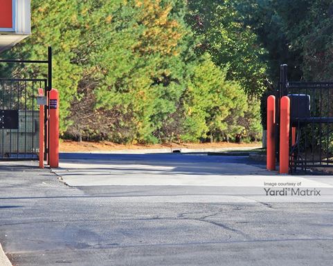 Source URL: https://cdnsc.rentcafe.com/dmslivecafe/3/1072593/1072593-1-5.jpg?width=-1&height=385&quality=80